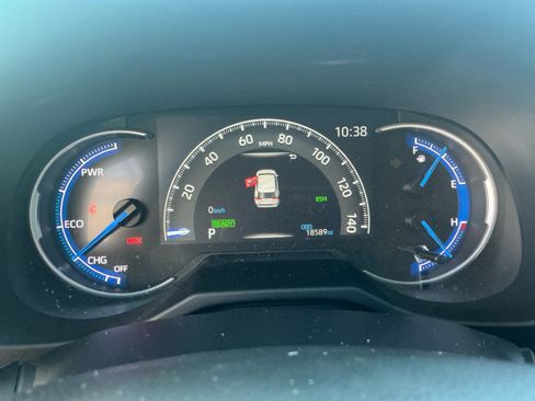 Used 2024 Toyota RAV4 XLE Premium w/ Weather Package AWD/4WD image 10