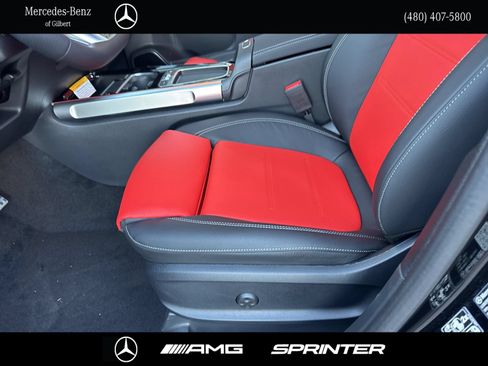 New 2026 Mercedes-Benz GLB 35 AMG 4MATIC image 14