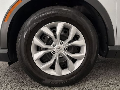 Used 2025 Honda CR-V LX image 13