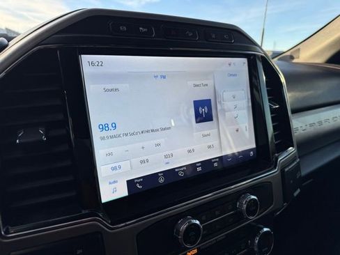 Certified 2022 Ford F450 Platinum w/ FX4 Off-Road Package image 34