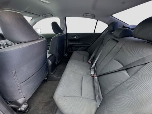 Used 2017 Honda Accord LX image 15
