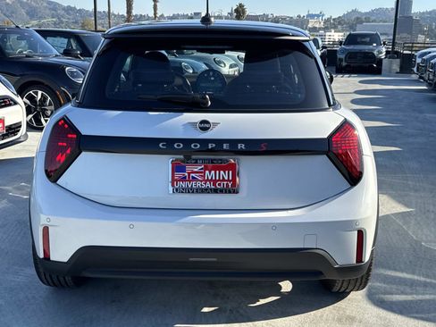 New 2026 MINI Cooper S image 3