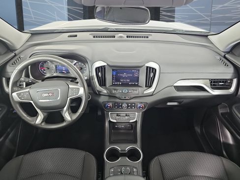 Used 2024 GMC Terrain SLE w/ Driver Convenience Package AWD/4WD image 14