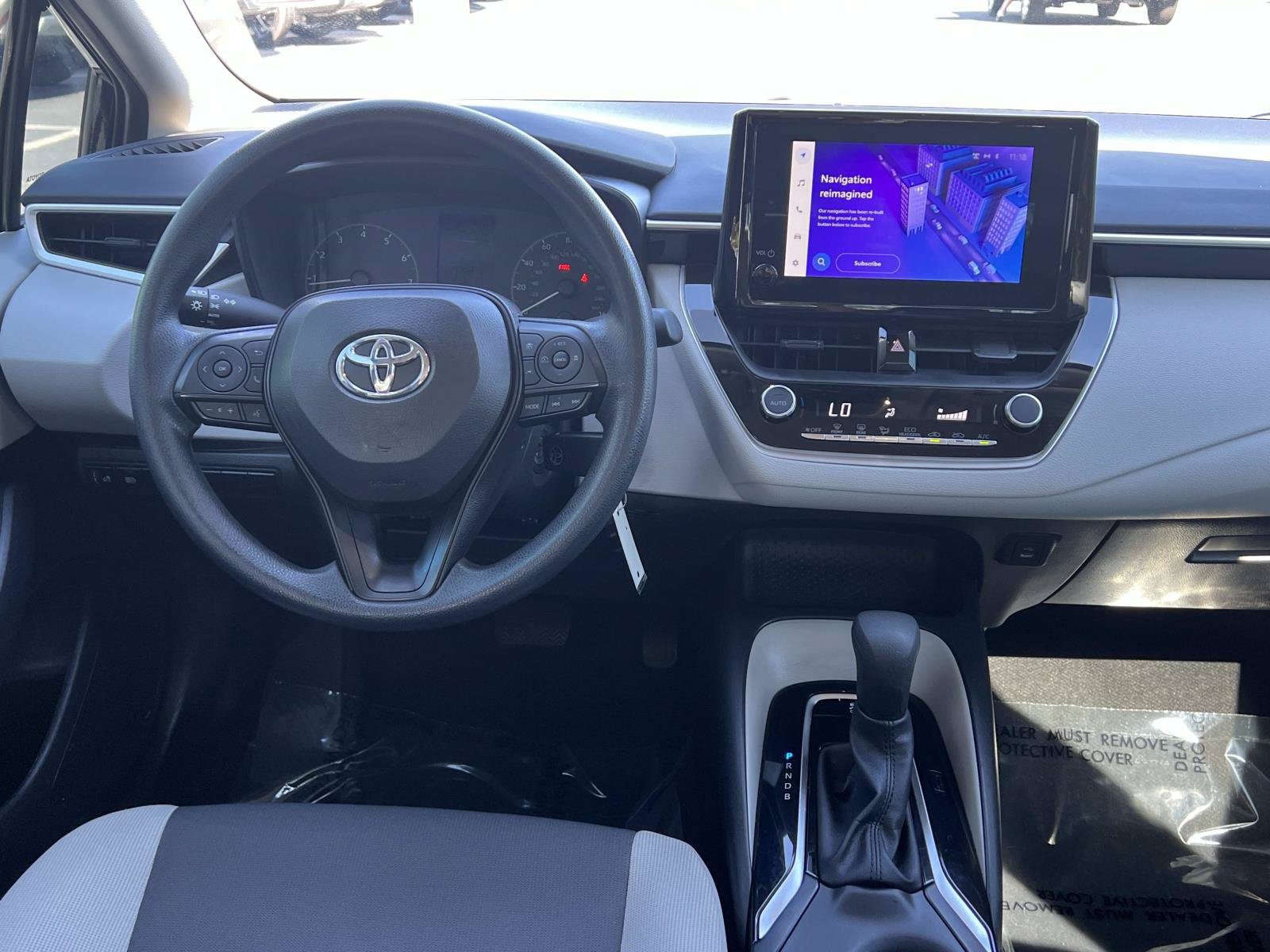 Used 2024 Toyota Corolla LE FWD image 14