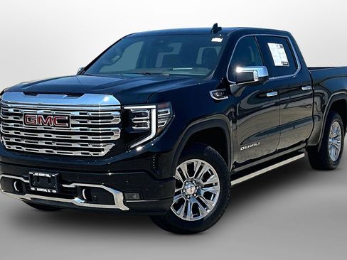 Used 2026 GMC Sierra 1500 Denali w/ Technology Package AWD/4WD image 13