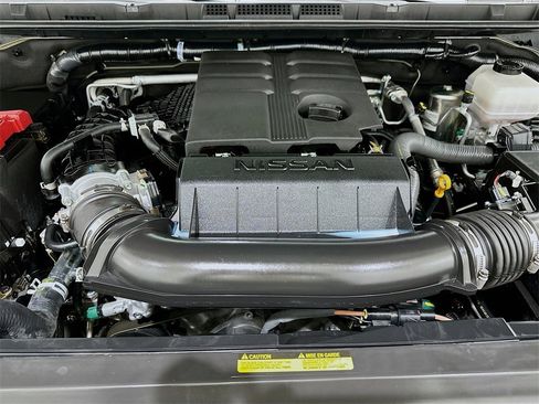 Used 2025 Nissan Frontier PRO-4X w/ Pro Premium Package image 31