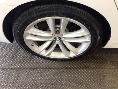 Used 2016 BMW 750i xDrive AWD/4WD image 18
