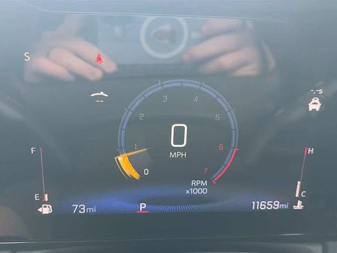 Used 2025 Chevrolet TrailBlazer RS w/ Convenience Package FWD image 29