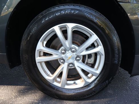 Used 2017 Chevrolet Equinox LT w/ Convenience Package image 43