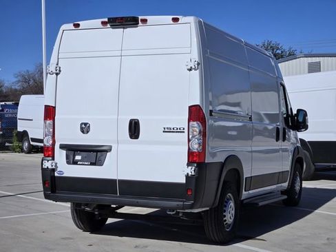 Used 2025 RAM ProMaster 1500 w/ Safety Group image 7