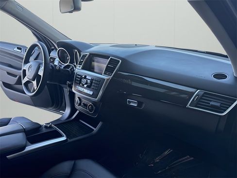 Used 2015 Mercedes-Benz ML 350 4MATIC image 21