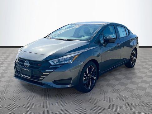 New 2025 Nissan Versa SR image 3