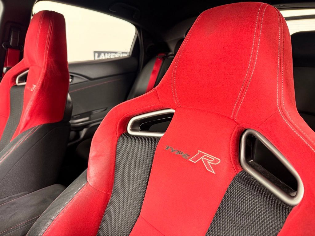 Used 2017 Honda Civic Type R image 43