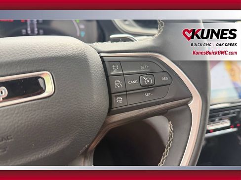 Used 2024 Jeep Grand Cherokee Limited 4xe AWD/4WD image 18