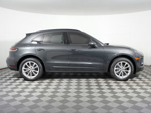 Certified 2023 Porsche Macan Turbo AWD/4WD image 8