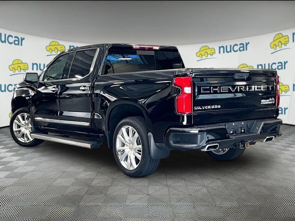 Used 2022 Chevrolet Silverado 1500 High Country w/ High Country Premium Package AWD/4WD image 4
