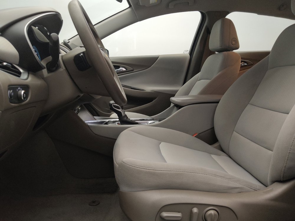 Used 2022 Chevrolet Malibu LT FWD image 17