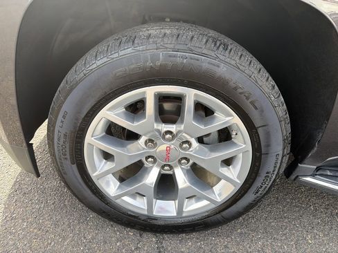 Used 2018 GMC Yukon SLT w/ HD Trailering Package AWD/4WD image 31