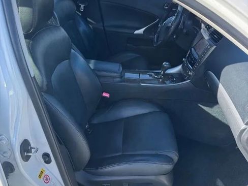 Used 2011 Lexus IS 250 AWD w/ Luxury Plus Value Edition image 5