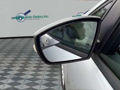 Used 2015 Ford C-MAX SE image 34