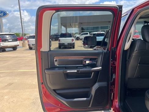 Used 2014 RAM 1500 Laramie w/ Convenience Group AWD/4WD image 13