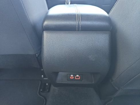 Used 2025 Nissan Altima 2.5 SV FWD image 28