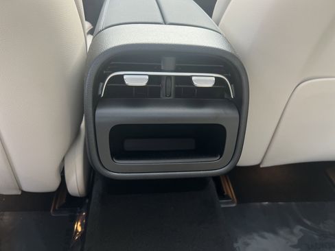 New 2025 Mercedes-Benz E 350 Sedan image 25