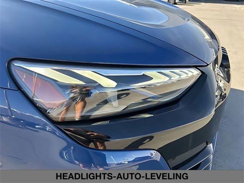 Used 2022 Audi e-tron GT Prestige image 10