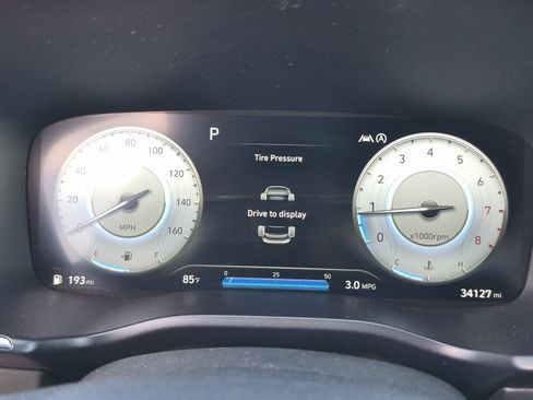 Used 2023 Hyundai Santa Fe Calligraphy FWD image 32