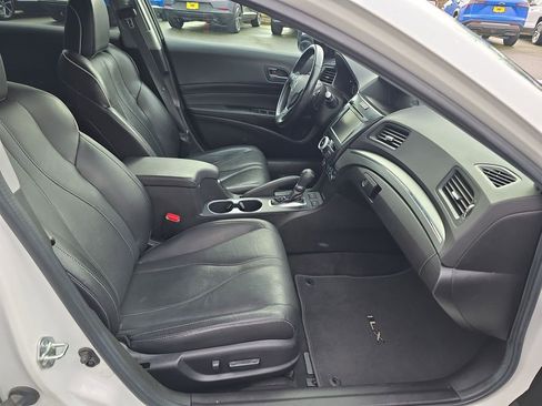 Used 2020 Acura ILX w/ Premium Package image 31