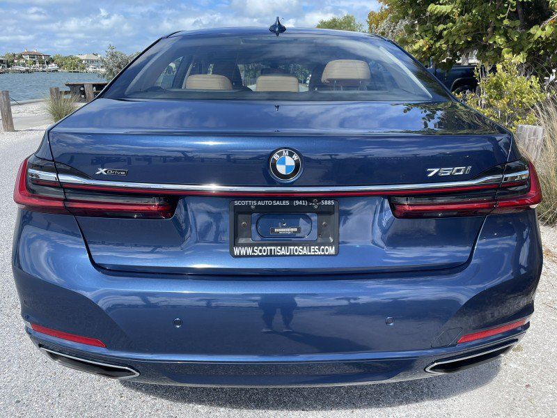 Used 2022 BMW 750i xDrive AWD/4WD image 39