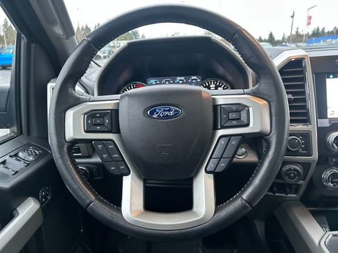 Used 2017 Ford F150 Lariat image 22