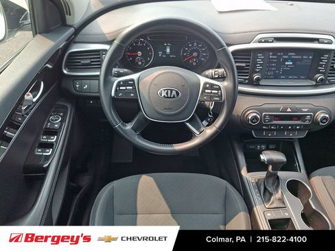 Used 2019 Kia Sorento FWD w/ Option Group 020 image 15