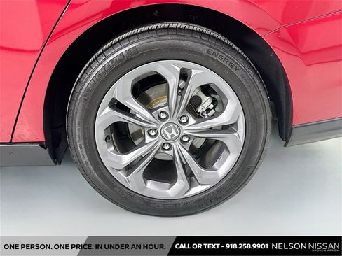 Used 2024 Honda Accord EX image 29