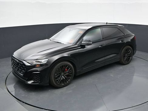 Used 2024 Audi SQ8 Prestige w/ Prestige Package AWD/4WD image 32
