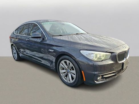 Used 2017 BMW 535i Gran Turismo xDrive image 3