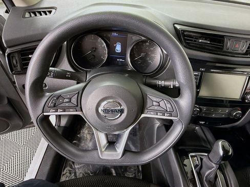 Certified 2020 Nissan Rogue Sport S image 19