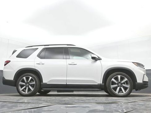 Used 2024 Honda Pilot Elite image 51