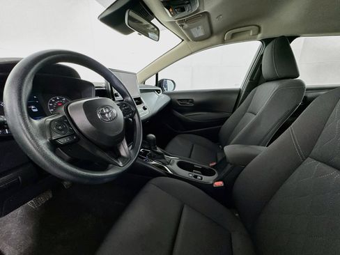 Used 2025 Toyota Corolla LE FWD image 19