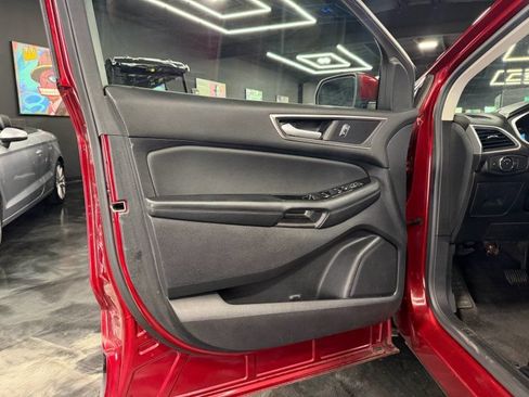 Used 2016 Ford Edge SEL w/ Equipment Group 201A FWD image 22