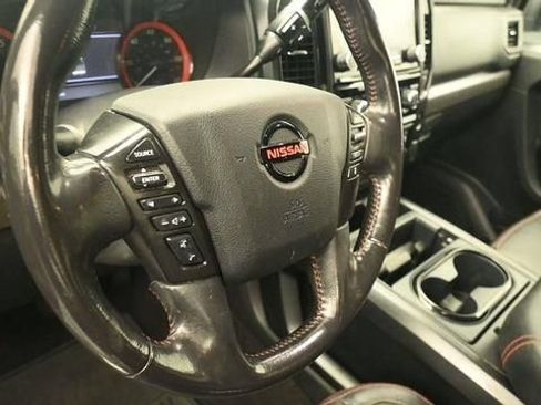 Used 2021 Nissan Titan PRO-4X w/ Pro-4x Convenience Package AWD/4WD image 17