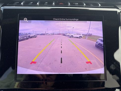 Used 2025 Jeep Grand Cherokee Altitude image 16