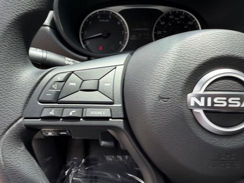 Used 2025 Nissan Versa S w/ Trunk Package FWD image 18