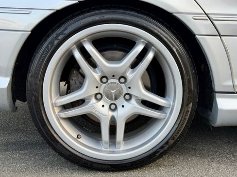 Used 2006 Mercedes-Benz C 55 AMG Sedan w/ Premium Pkg image 6