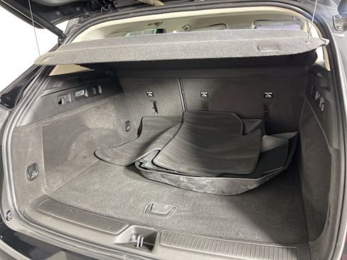 Used 2022 Buick Envision Essence w/ Sport Touring Package image 9