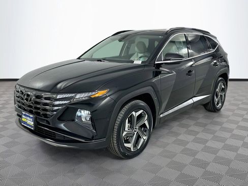Used 2022 Hyundai Tucson Limited w/ Cargo Package AWD/4WD image 3
