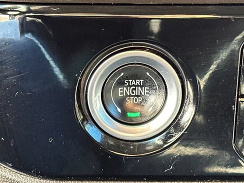 Certified 2024 Chevrolet Silverado 1500 LT AWD/4WD image 34