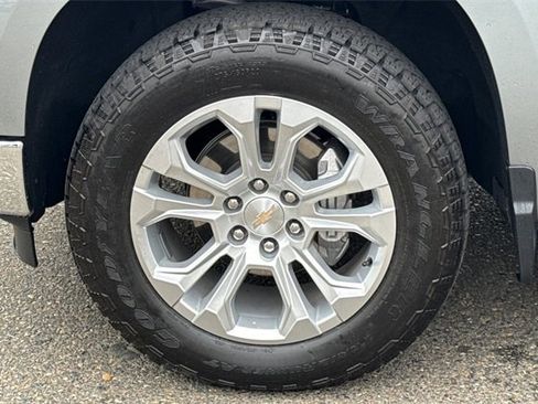 Used 2024 Chevrolet Silverado 1500 LTZ image 48