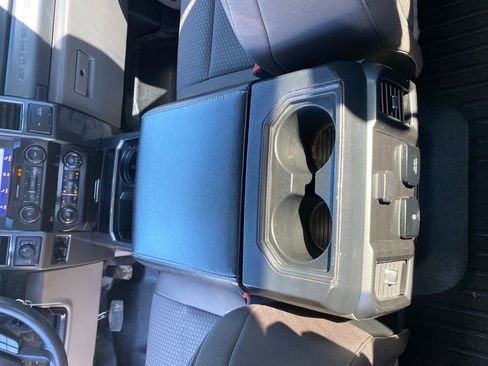 Used 2022 Ford F250 XLT w/ XLT Premium Package AWD/4WD image 24