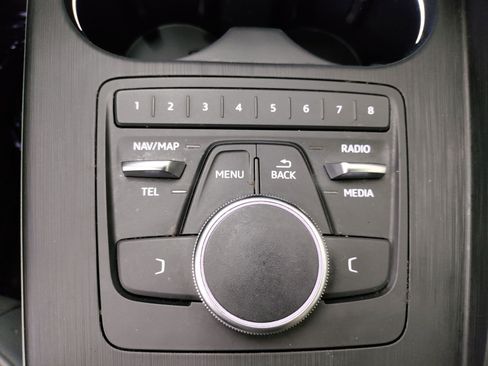 Used 2019 Audi A4 2.0T Premium image 25